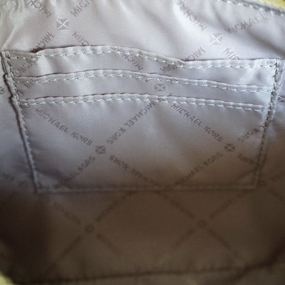 Michael Kors Jet Set M Pouchette Xbody Bg Sunshine - Picture 7 of 8